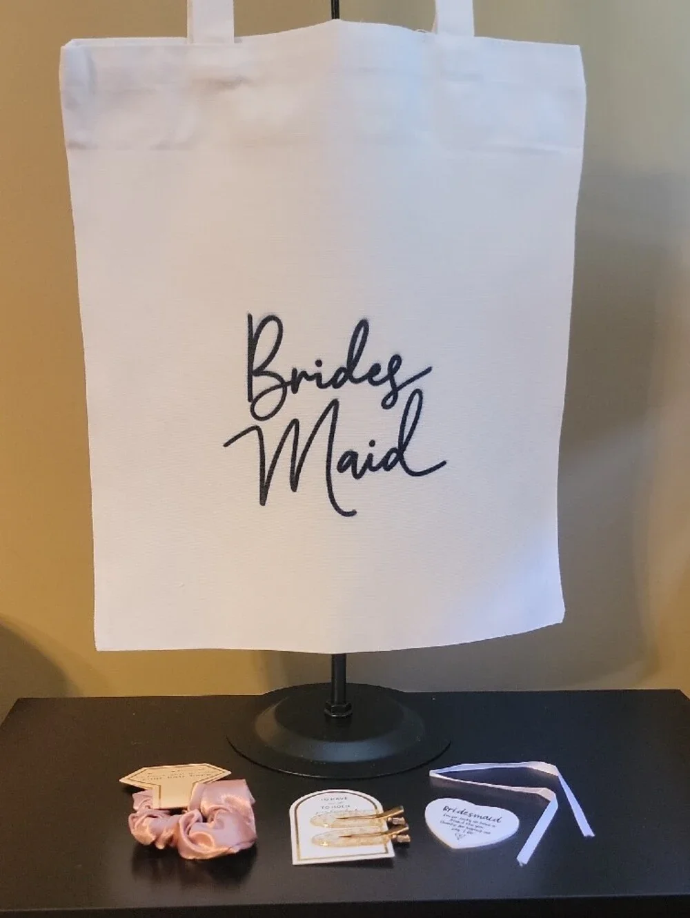 Set Of 5 Bridesmaid White Tote Bags with Pink Accessories